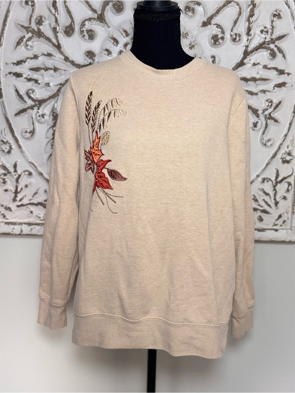Vintage Basic Editions M Fall Embroidered Sweatshirt Oatmeal Autumn Leaves Wheat